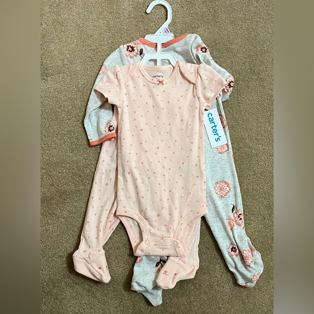 NWT Carter’s bodysuit pack